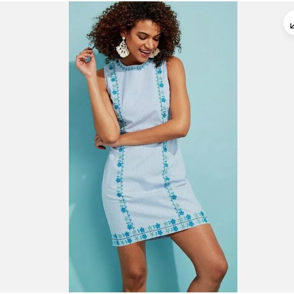 Vineyard Vines Pop Embroidered Hydrangea Stretch Shift Dress - Picture 8 of 8